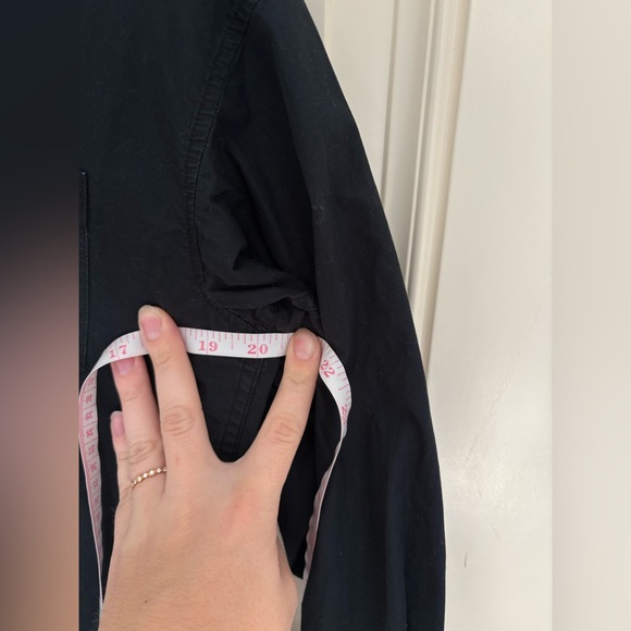 Aritzia | Wilfred Free Relaxed Poplin Shirt Size XS in Black - Picture 7 of 7